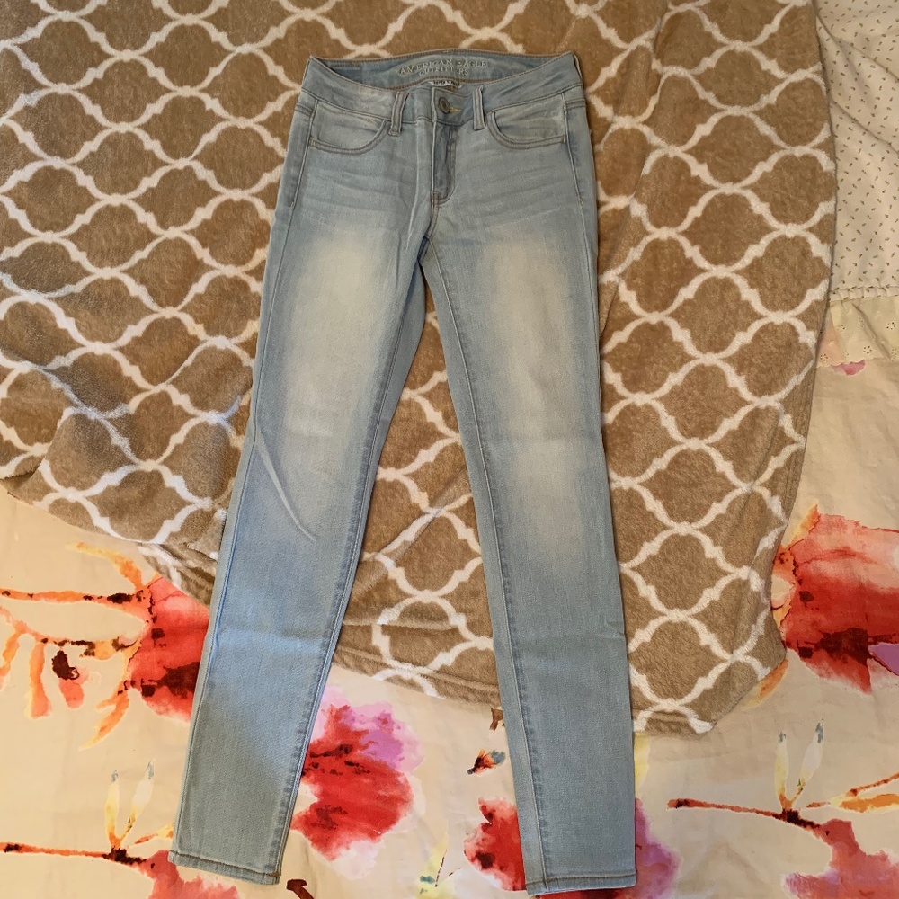 American eagle light wash skinny jeans jegging